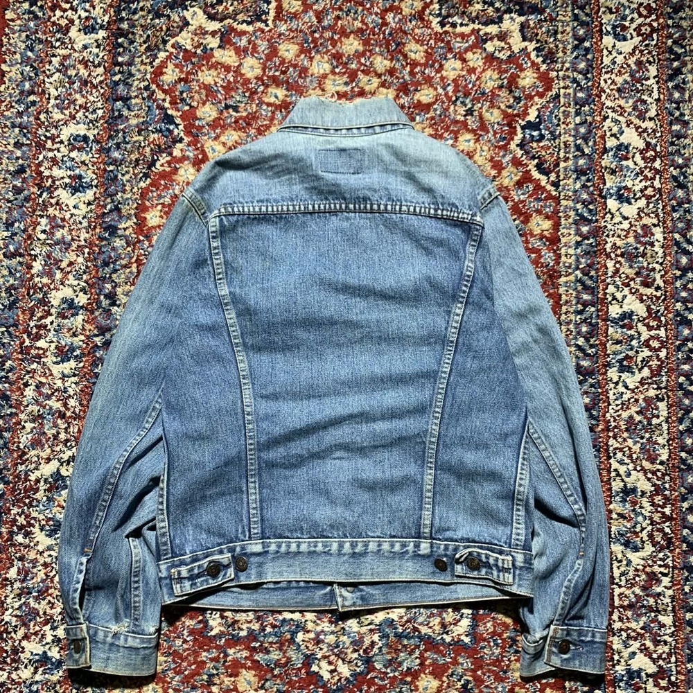 Vintage 80s Levi's Light Blue Denim Jacket - Picture 2 of 9